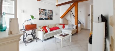 /international/fr/pomerols-languedoc-roussillon-310105008891/
