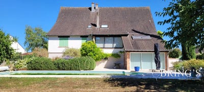 /international/fr/bourges-centre-val-de-loire-310100828487/?lang=zh-tw