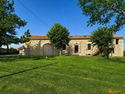 /international/fr/sainte-radegonde-aquitaine-310104799017/