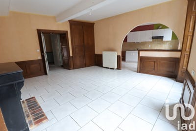 /international/fr/vic-le-comte-auvergne-310098814557/?lang=en