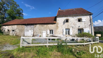 /international/fr/saint-silvain-sous-toulx-limousin-310100542630/?lang=en