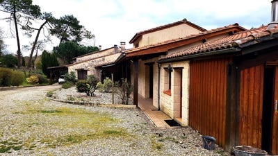 /international/fr/buzet-sur-baise-aquitaine-310098419219/?lang=zh-tw