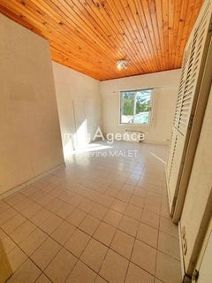 /international/fr/saint-palais-sur-mer-charente-310101690113/