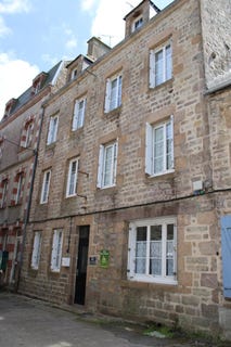 /international/fr/saint-pierre-eglise-la-basse-normandie-310099617802/