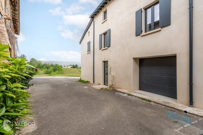 /international/fr/pommiers-rhone-310100828602/