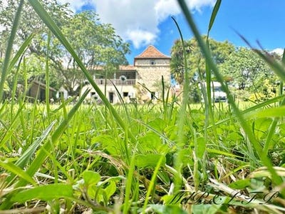 /international/fr/pujols-aquitaine-120093507536/?lang=en