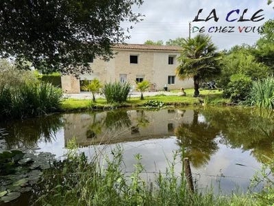 /international/fr/puihardy-charente-310100646852/