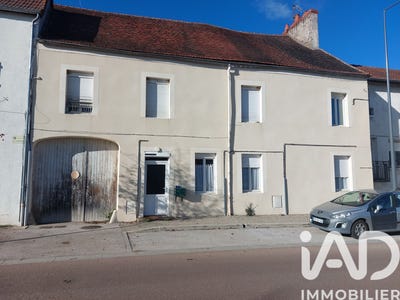 /international/fr/saint-leger-sur-dheune-burgundy-310105070313/