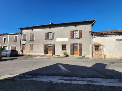/international/fr/brillac-charente-310103642077/