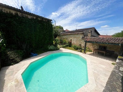 /international/fr/monsempron-libos-aquitaine-310105749264/