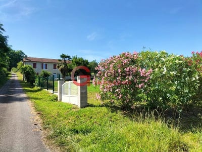 /international/fr/castetpugon-aquitaine-310099001049/