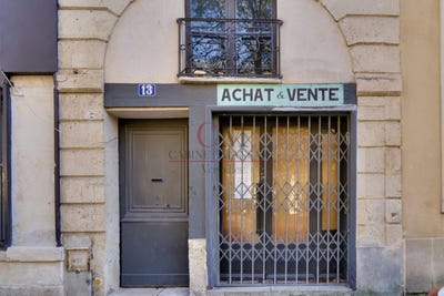 /international/fr/versailles-ile-de-france-310107564877/