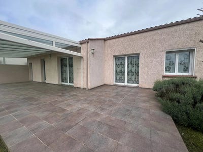 /international/fr/jard-sur-mer-pays-de-la-loire-310108315520/