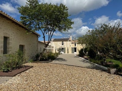 /international/fr/saint-andre-de-cubzac-aquitaine-310107760461/