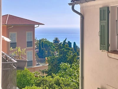 /international/fr/roquebrune-cap-martin-provence-alpes-cote-d-azur-310103090402/