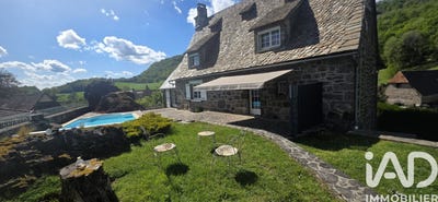 /international/fr/laroquevieille-auvergne-310103612665/