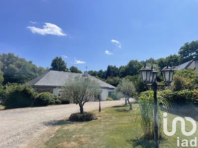 /international/fr/vigneux-de-bretagne-pays-de-la-loire-310101129488/