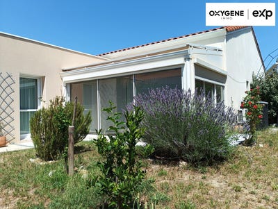 /international/fr/pollestres-languedoc-roussillon-310119501676/