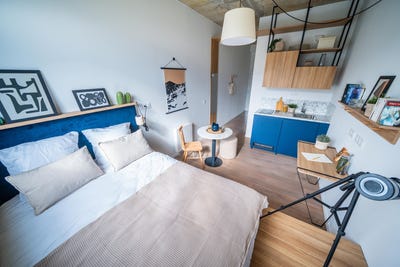 /international/fr/112-rue-des-freres-lumiere-archamps-rhone-310101557689/