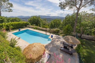 /international/fr/mouans-sartoux-provence-alpes-cote-d-azur-310108133827/
