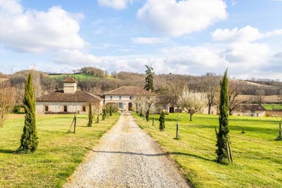 /international/fr/auvillar-midi-pyrenees-310109912088/