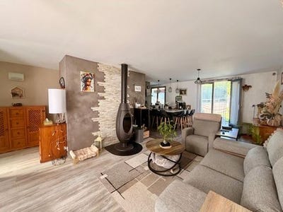 /international/fr/saint-valerien-burgundy-310108328079/