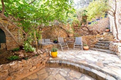 /international/fr/fitou-languedoc-roussillon-310101046322/?lang=en