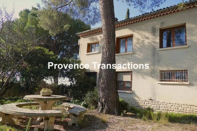 /international/fr/beaumes-de-venise-provence-alpes-cote-d-azur-310098948729/