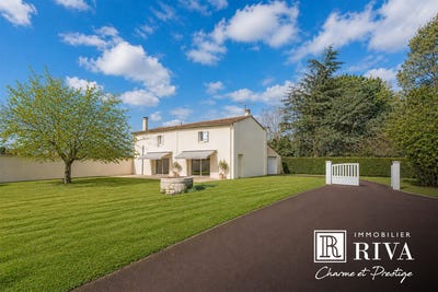 /international/fr/quinsac-aquitaine-310108651355/