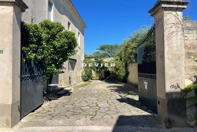 /international/fr/castries-languedoc-roussillon-310102016128/