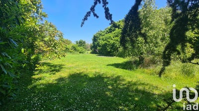 /international/fr/poitiers-charente-310100235528/