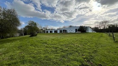 /international/fr/pluneret-brittany-310107790746/