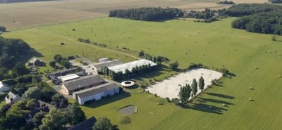 /international/fr/azay-sur-cher-centre-val-de-loire-310108138180/