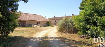 /international/fr/vivonne-charente-310100369470/