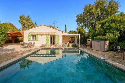 /international/fr/frejus-provence-alpes-cote-d-azur-310119999618/