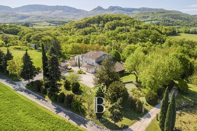 /international/fr/la-begude-de-mazenc-rhone-310100609599/?lang=zh-tw