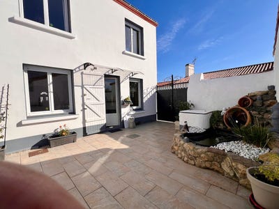 /international/fr/bouin-pays-de-la-loire-310098802008/