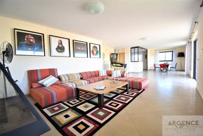 /international/fr/castelnau-le-lez-languedoc-roussillon-310107600365/