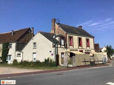 /international/fr/cour-maugis-sur-huisne-la-basse-normandie-310100762971/?lang=zh-cn