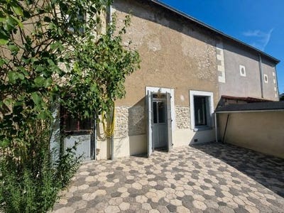 /international/fr/pontlevoy-centre-val-de-loire-310119428742/