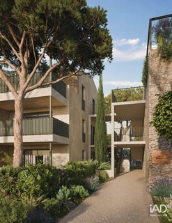 /international/fr/uzes-aquitaine-310105808724/