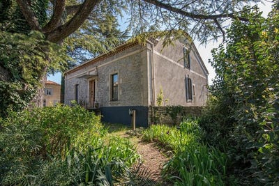 /international/fr/ledignan-languedoc-roussillon-310105350410/