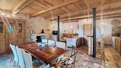 /international/fr/saint-martin-laguepie-midi-pyrenees-310101377317/?lang=id