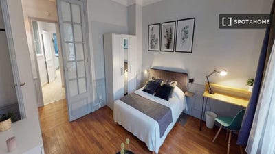 /international/fr/paris-ile-de-france-310108525622/