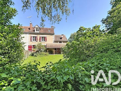 /international/fr/mosnes-centre-val-de-loire-310108421643/
