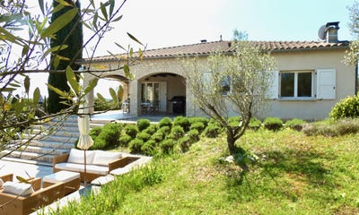 /international/fr/anduze-languedoc-roussillon-310102131888/
