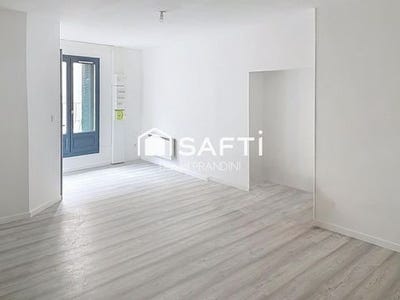 /international/fr/pezenas-languedoc-roussillon-310103307530/