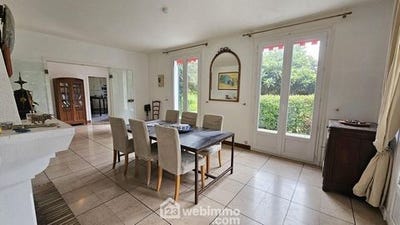 /international/fr/22-rue-du-ponteau-milly-la-foret-ile-de-france-310101446132/