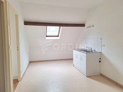 /international/fr/toucy-burgundy-310101691911/
