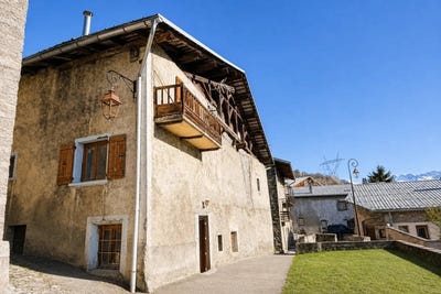 /international/fr/les-chapelles-rhone-310107708682/